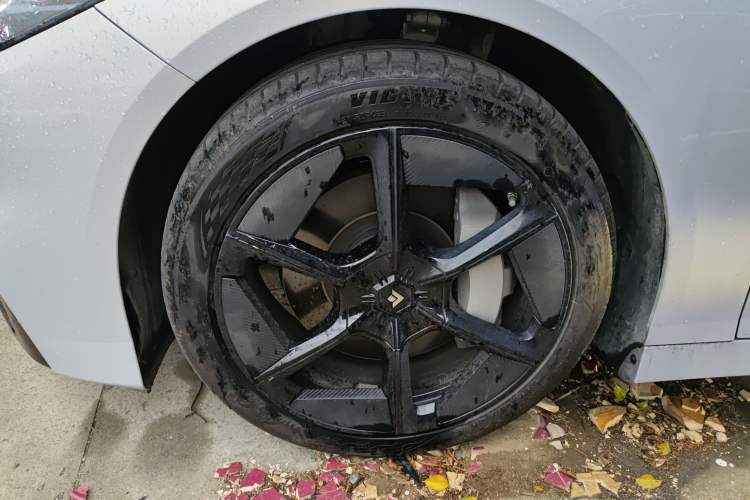 Used Hyptec GT 2023 710 Rear-Drive Ultra-Charging Version Left Front Wheel Hub