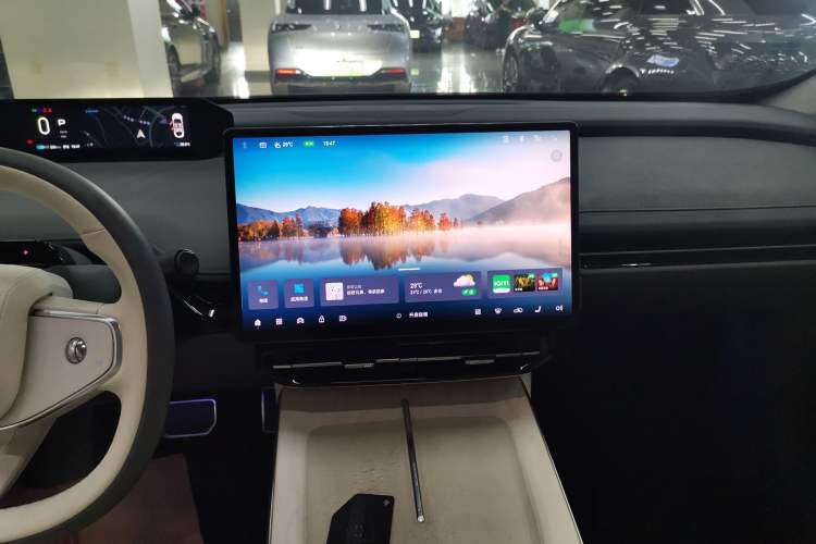 Used Hyptec GT 2023 710 Rear-Drive Supercharge Max Edition Audio And AC Panel