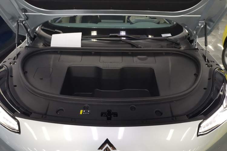 Used Hyptec GT 2023 710 Rear-Drive Supercharge Max Edition Engine Bay