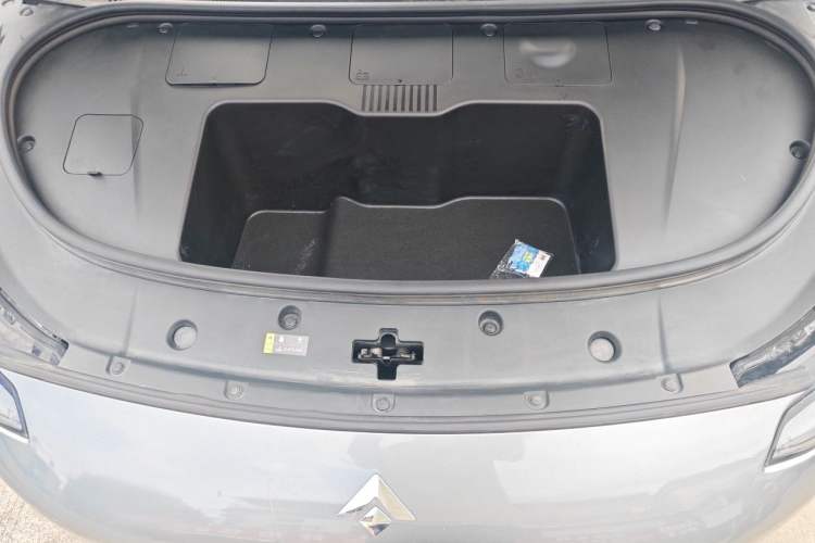 Used Hyptec GT 2023 Rear-Drive Ultra-Charging 7-Wing Edition Engine Bay