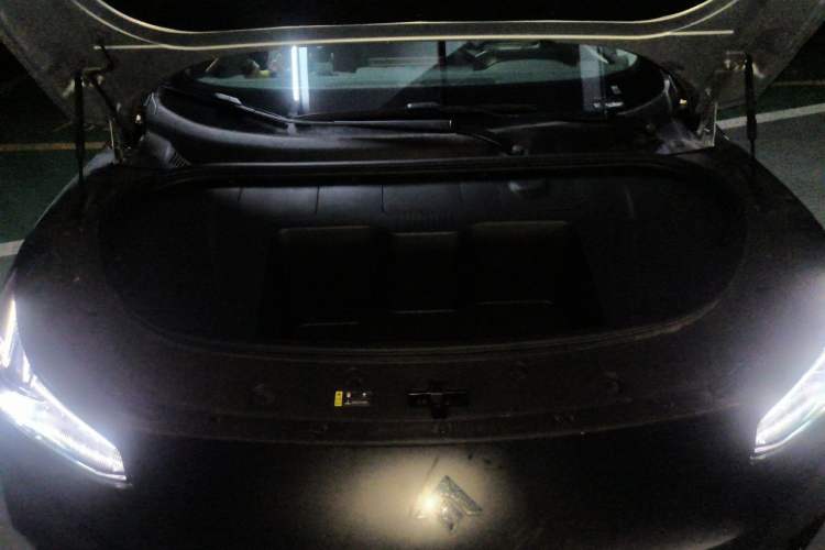 Used Hyptec GT 2023 710 Rear-Drive Ultra-Charging Version Engine Bay
