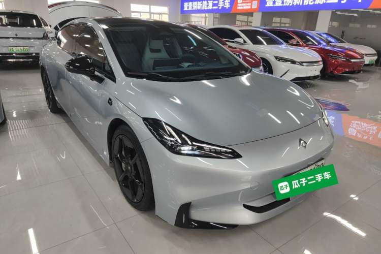 Used Hyptec GT 2023 Rear-Drive Ultra-Charging 7-Wing Edition Front Right 45 Deg