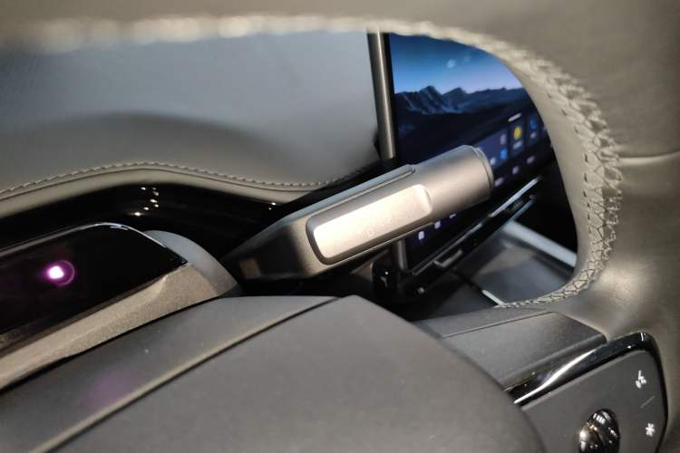 Used Hyptec GT 2023 560 Rear-Drive Seven-Wing Edition Gear Lever