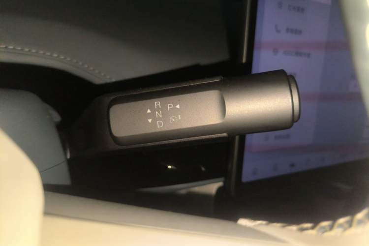 Used Hyptec GT 2023 710 Rear-Drive Ultra-Charging Version Gear Lever