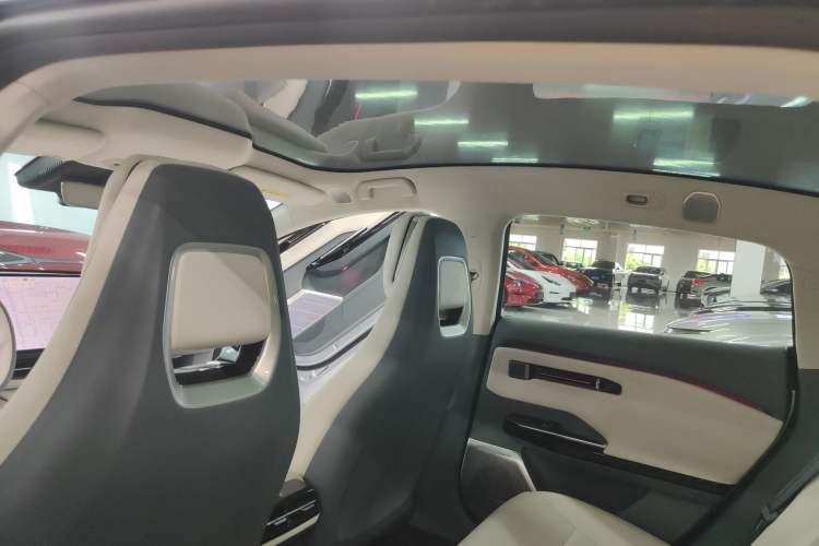 Used Hyptec GT 2023 Rear-Drive Ultra-Charging 7-Wing Edition Headliner