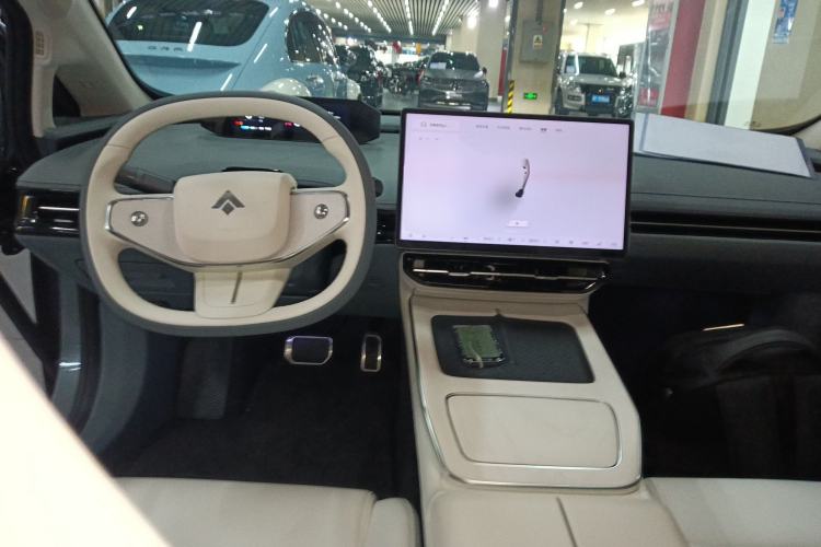 Used Hyptec GT 2023 560 Rear-Drive Seven-Wing Edition Interior 2
