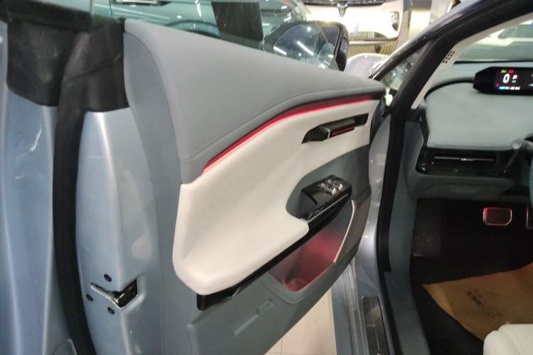 Used Hyptec GT 2023 560 Rear-Drive Seven-Wing Edition Left Front Door Interior