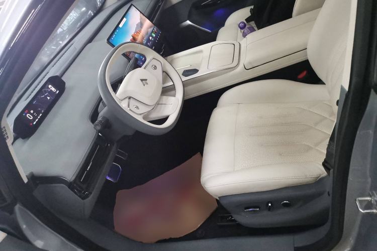 Used Hyptec GT 2023 710 Rear-Drive Supercharge Max Edition Left Front Seat