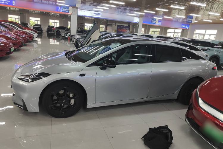 Used Hyptec GT 2023 Rear-Drive Ultra-Charging 7-Wing Edition Left Side