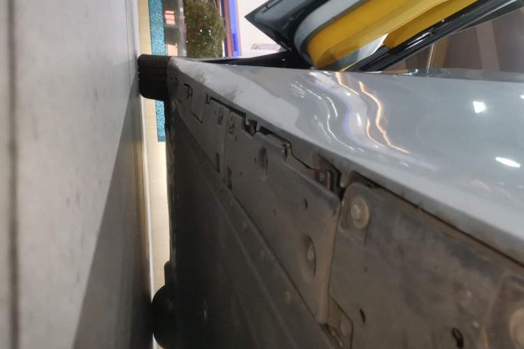 Used Hyptec GT 2023 560 Rear-Drive Seven-Wing Edition Left Side Sill