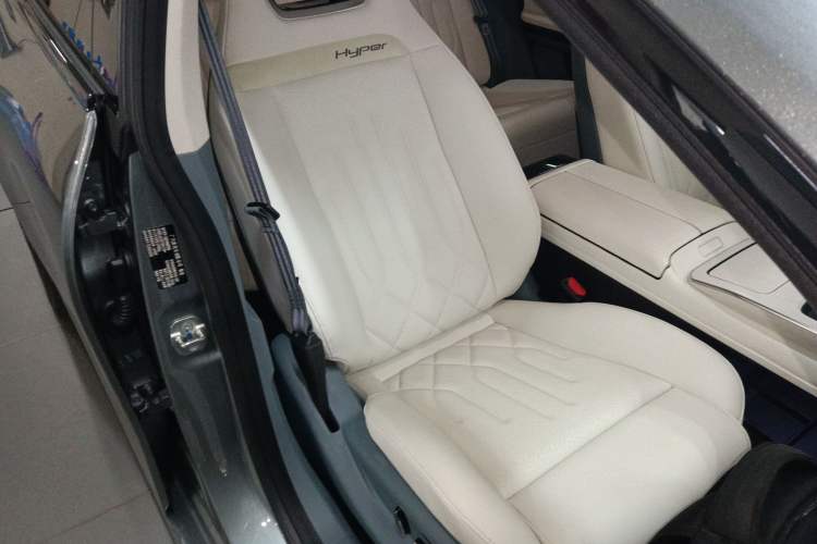 Used Hyptec GT 2023 560 Rear-Drive Seven-Wing Edition Right Front Seat