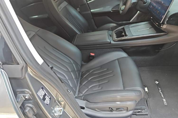 Used Hyptec GT 2023 560 Rear-Drive Tech Edition Right Front Seat