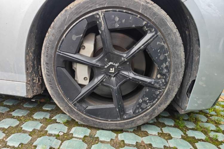 Used Hyptec GT 2023 710 Rear-Drive Ultra-Charging Version Right Front Wheel Hub