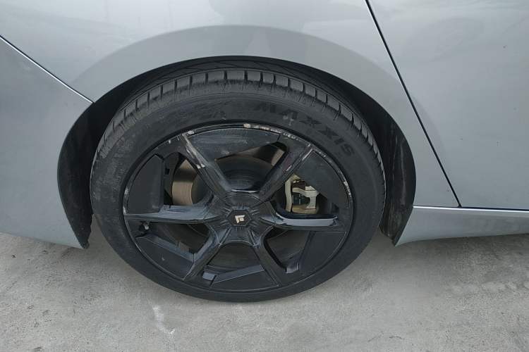 Used Hyptec GT 2023 600 Rear-Drive Charging & Swapping Version Right Rear Wheel Hub