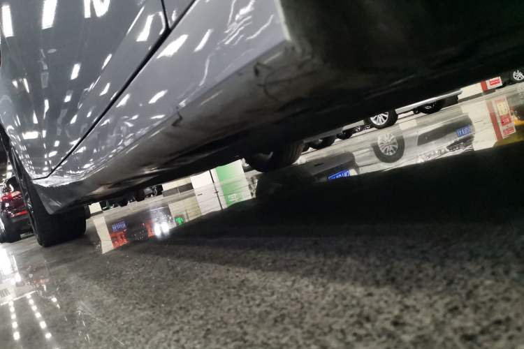 Used Hyptec GT 2023 710 Rear-Drive Supercharge Max Edition Right Side Sill
