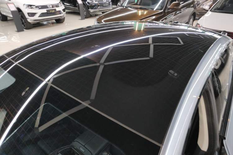 Used Hyptec GT 2023 560 Rear-Drive Seven-Wing Edition Roof