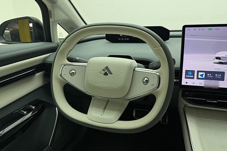 Used Hyptec GT 2023 710 Rear-Drive Ultra-Charging Version Steering Wheel
