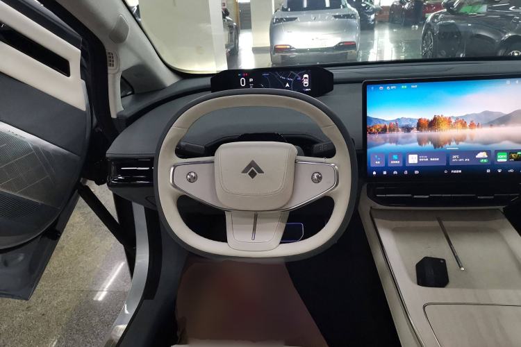 Used Hyptec GT 2023 710 Rear-Drive Supercharge Max Edition Steering Wheel