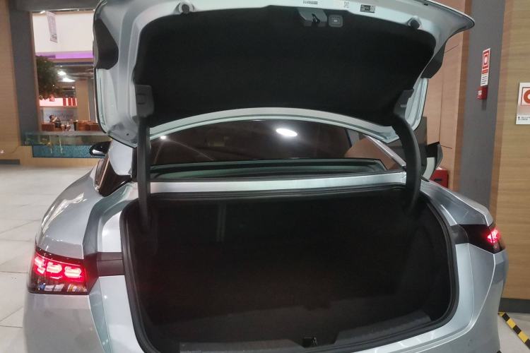 Used Hyptec GT 2023 560 Rear-Drive Seven-Wing Edition Trunk