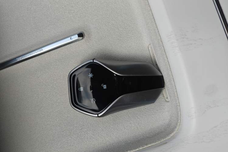 Used Hyptec GT 2023 710 Rear-Drive Supercharge Max Edition Vehicle Key