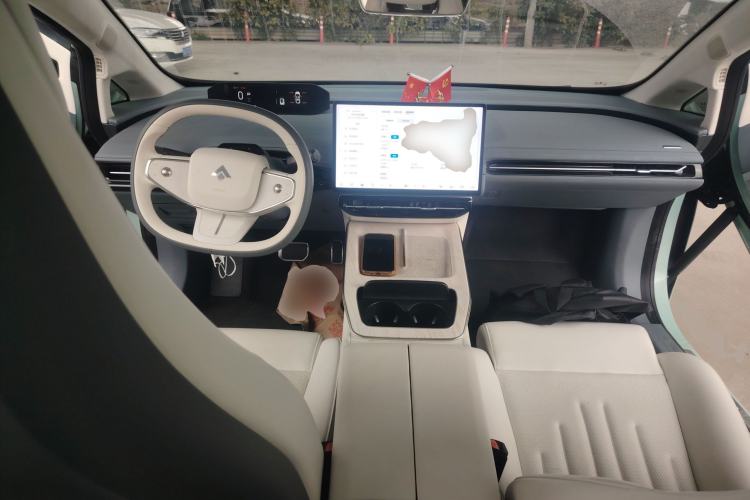 Used Hyptec GT 2023 560 Rear-Drive Seven-Wing Edition Center Console