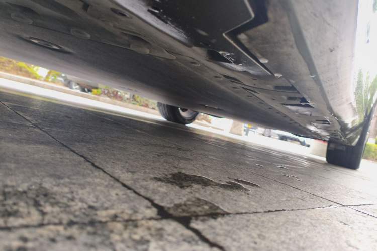 Used Hyptec GT 2023 560 Rear-Drive Tech Edition Chassis Front Left