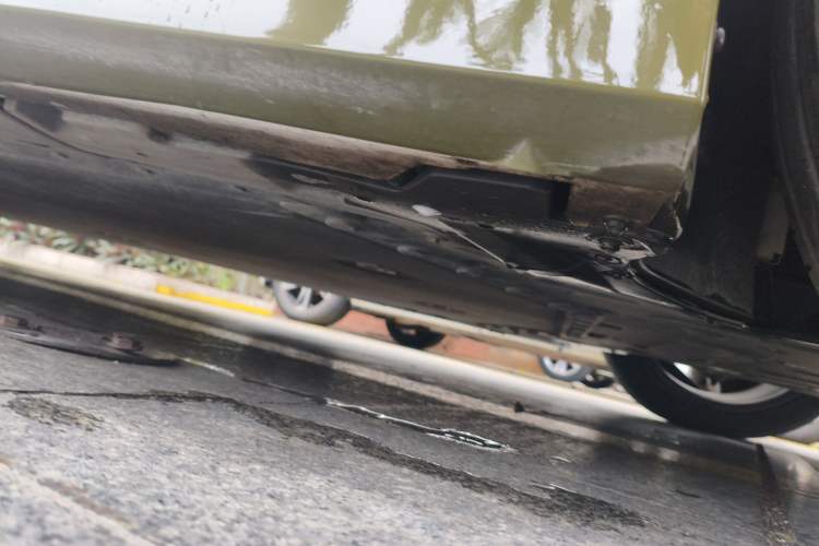 Used Hyptec GT 2023 560 Rear-Drive Tech Edition Chassis Front Right