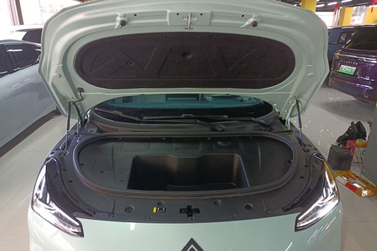 Used Hyptec GT 2023 710 Rear-Drive Pro Supercharge Edition Engine Bay