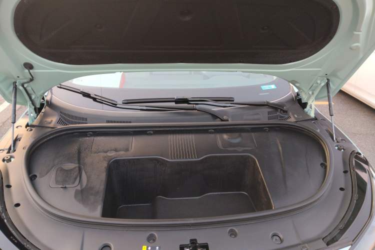 Used Hyptec GT 2023 560 Rear-Drive Seven-Wing Edition Engine Bay