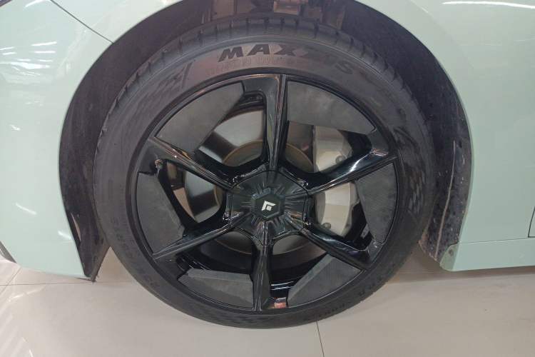 Used Hyptec GT 2023 710 Rear-Drive Pro Supercharge Edition Exterior 1