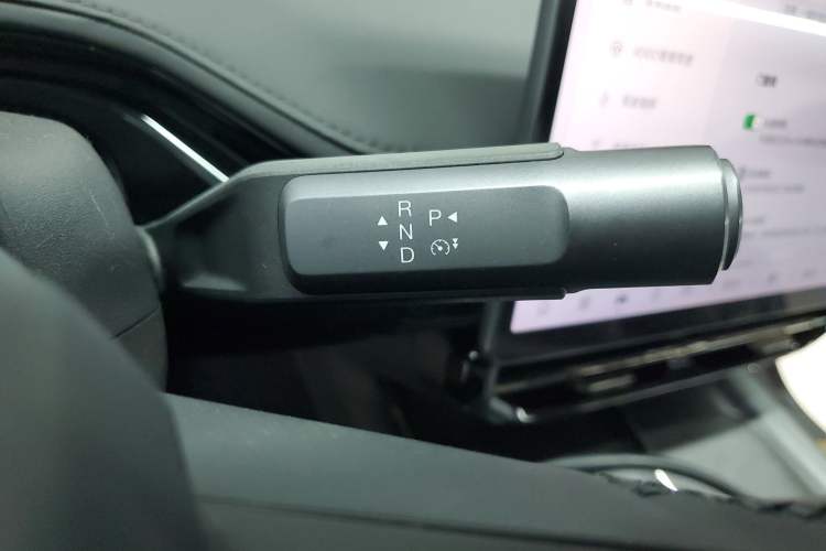 Used Hyptec GT 2023 560 Rear-Drive Seven-Wing Edition Gear Lever