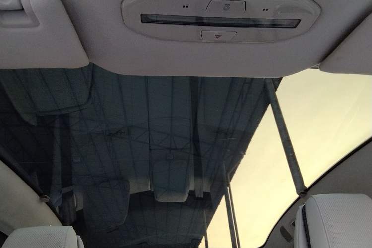 Used Hyptec GT 2023 560 Rear-Drive Seven-Wing Edition Headliner