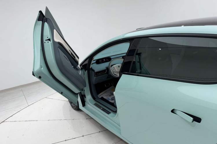 Used Hyptec GT 2023 710 Rear-Drive Supercharge Max Edition Interior 5