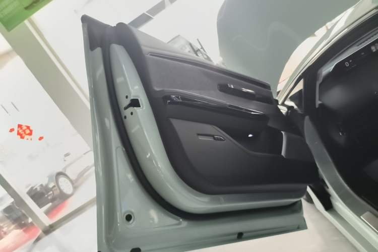 Used Hyptec GT 2023 560 Rear-Drive Seven-Wing Edition Left Front Door Interior