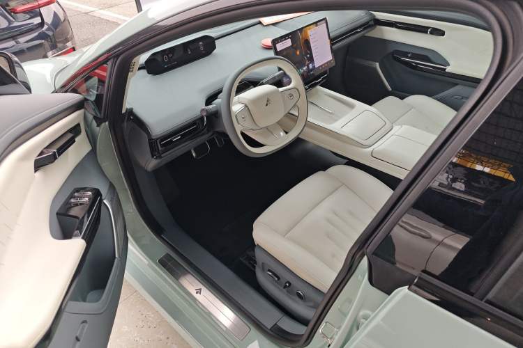 Used Hyptec GT 2023 560 Rear-Drive Seven-Wing Edition Left Front Seat