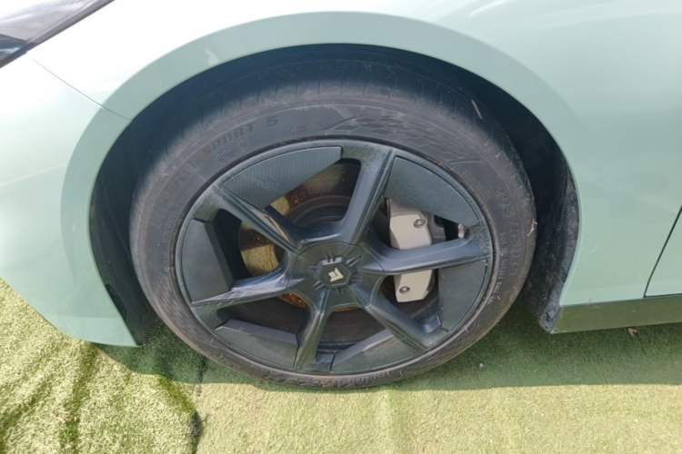 Used Hyptec GT 2023 710 Rear-Drive Ultra-Charging Version Left Front Wheel Hub