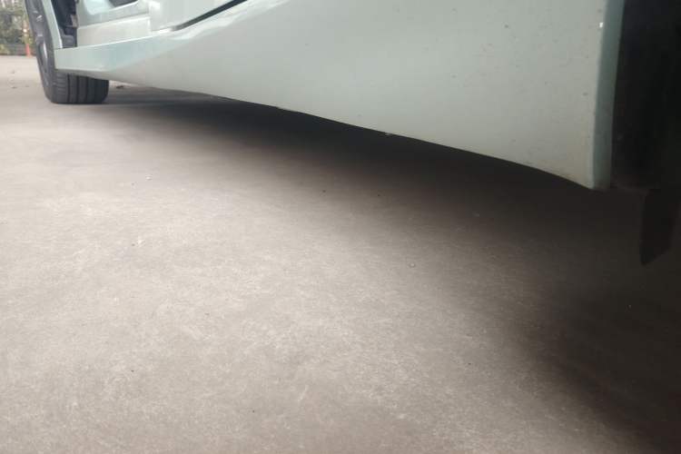 Used Hyptec GT 2023 560 Rear-Drive Seven-Wing Edition Left Side Sill