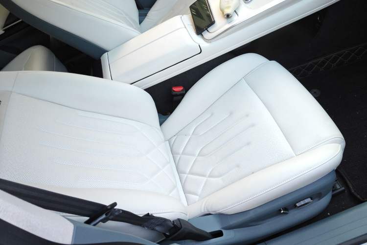 Used Hyptec GT 2023 560 Rear-Drive Tech Edition Right Front Seat