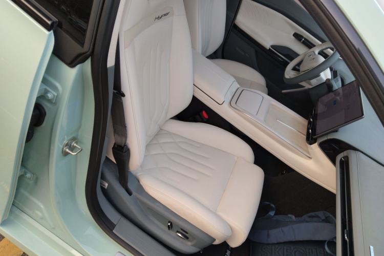 Used Hyptec GT 2023 560 Rear-Drive Seven-Wing Edition Right Front Seat