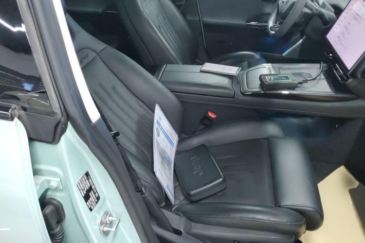Used Hyptec GT 2023 560 Rear-Drive Seven-Wing Edition Right Front Seat