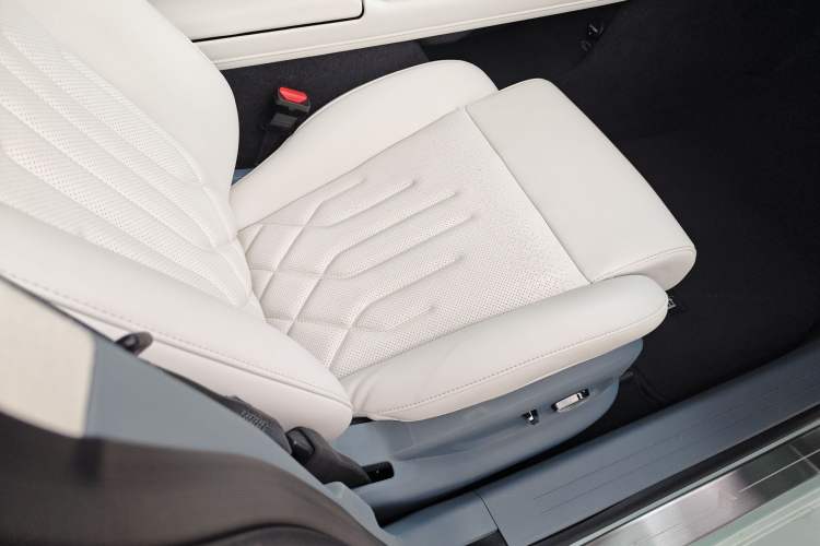 Used Hyptec GT 2023 560 Rear-Drive Seven-Wing Edition Right Front Seat