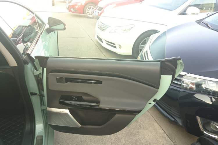 Used Hyptec GT 2023 560 Rear-Drive Seven-Wing Edition Right Rear Door Interior