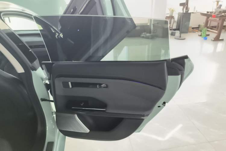 Used Hyptec GT 2023 560 Rear-Drive Seven-Wing Edition Right Rear Door Interior