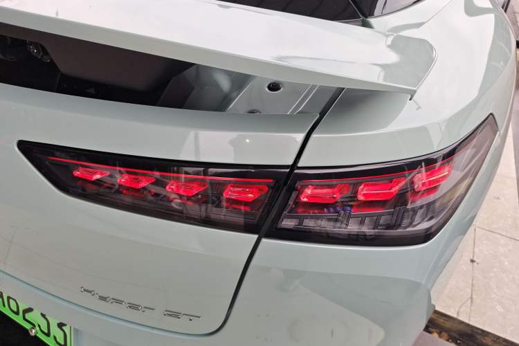 Used Hyptec GT 2023 560 Rear-Drive Seven-Wing Edition Right Rear Taillight