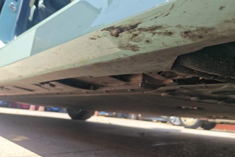 Used Hyptec GT 2023 560 Rear-Drive Seven-Wing Edition Right Side Sill