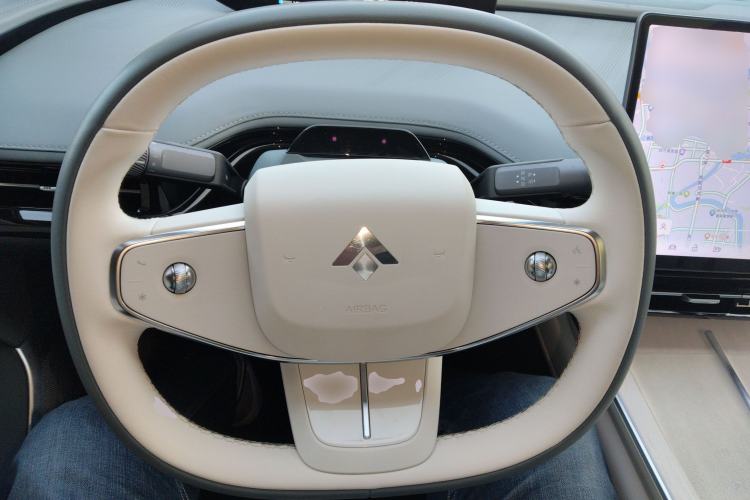 Used Hyptec GT 2023 560 Rear-Drive Seven-Wing Edition Steering Wheel