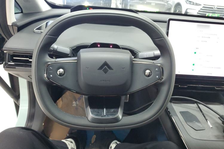 Used Hyptec GT 2023 560 Rear-Drive Seven-Wing Edition Steering Wheel