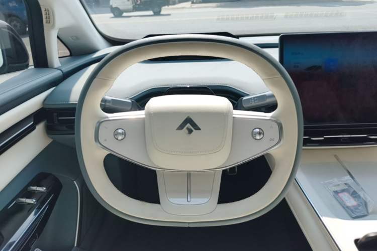 Used Hyptec GT 2023 710 Rear-Drive Ultra-Charging Version Steering Wheel