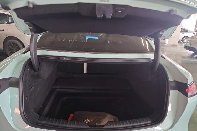 Used Hyptec GT 2023 560 Rear-Drive Seven-Wing Edition Trunk