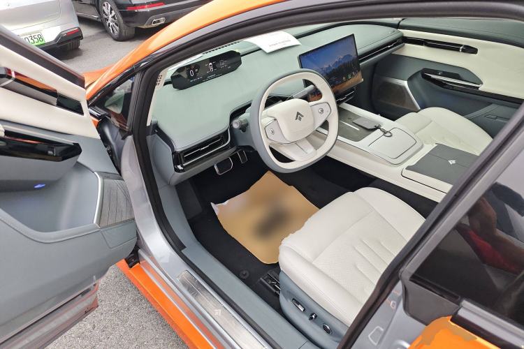 Used Hyptec GT 2023 710 Rear-Drive Supercharge Max Edition Driver Seat